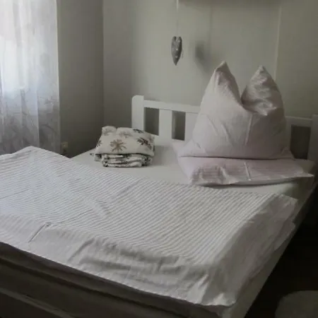 홈스테이 Goscinne Natalia