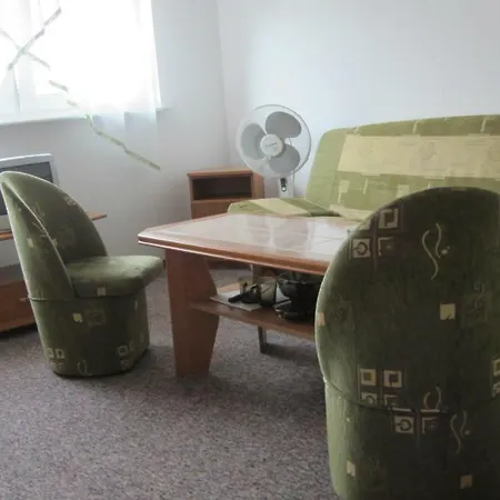 홈스테이 Goscinne Natalia